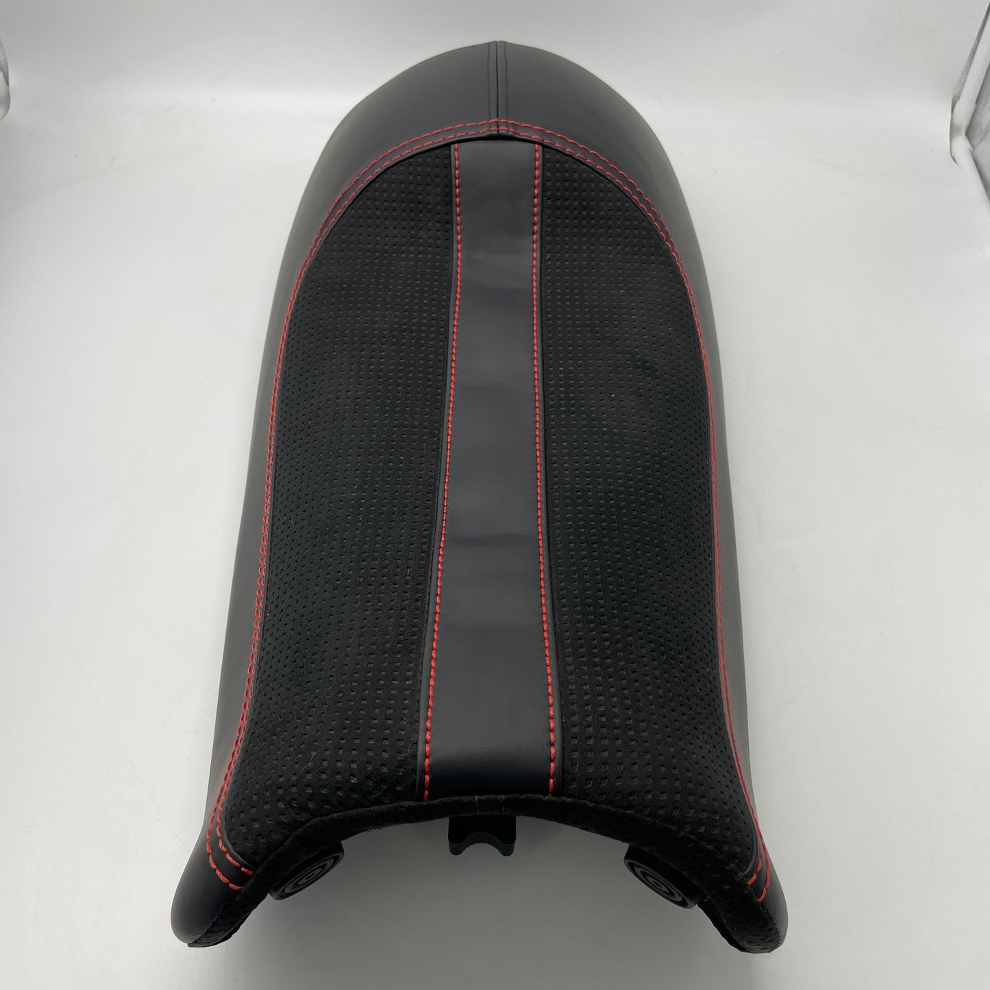 Custom V7 Italian Leather Seat
